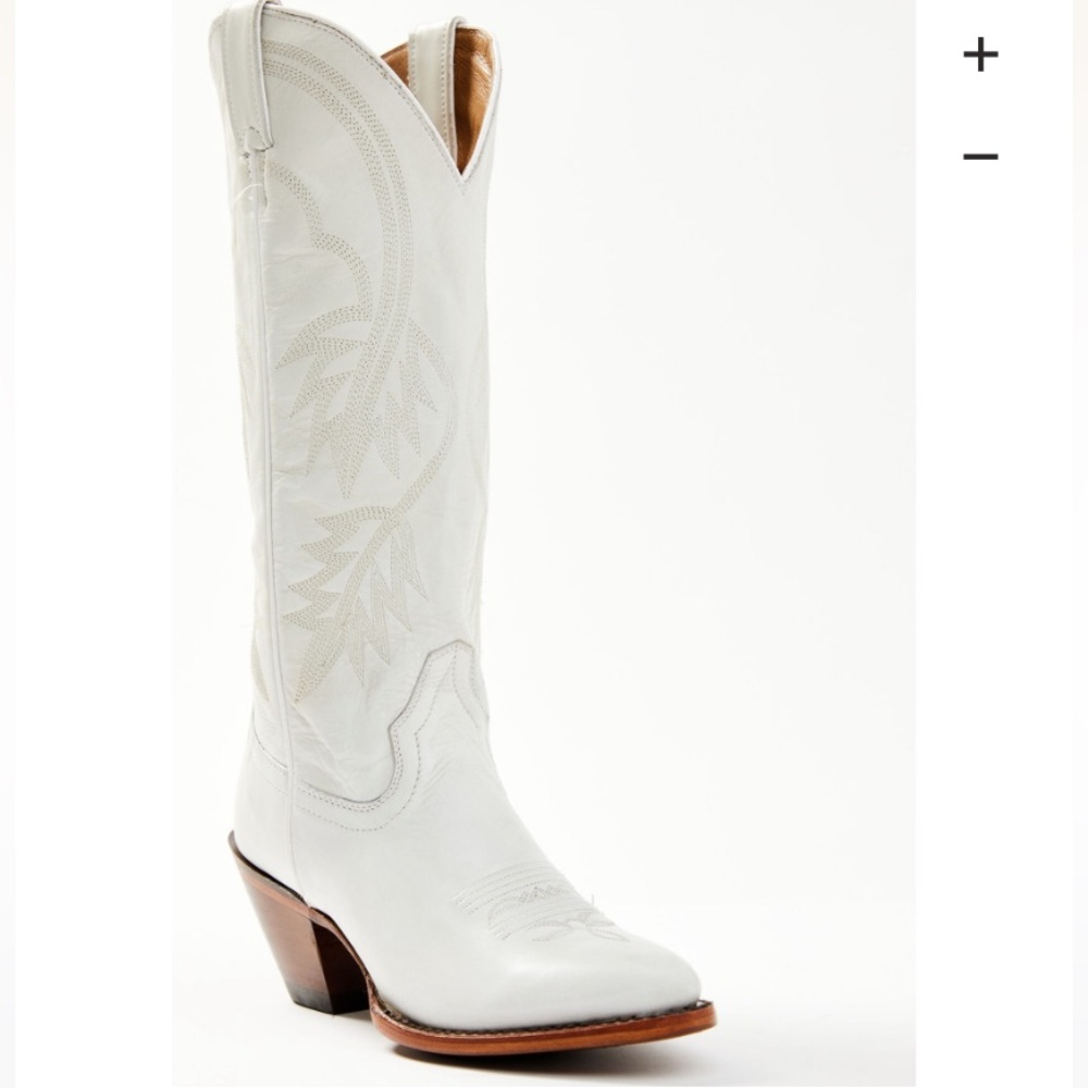 White Idyllwind Cowgirl Boots Women’s Size 7.5